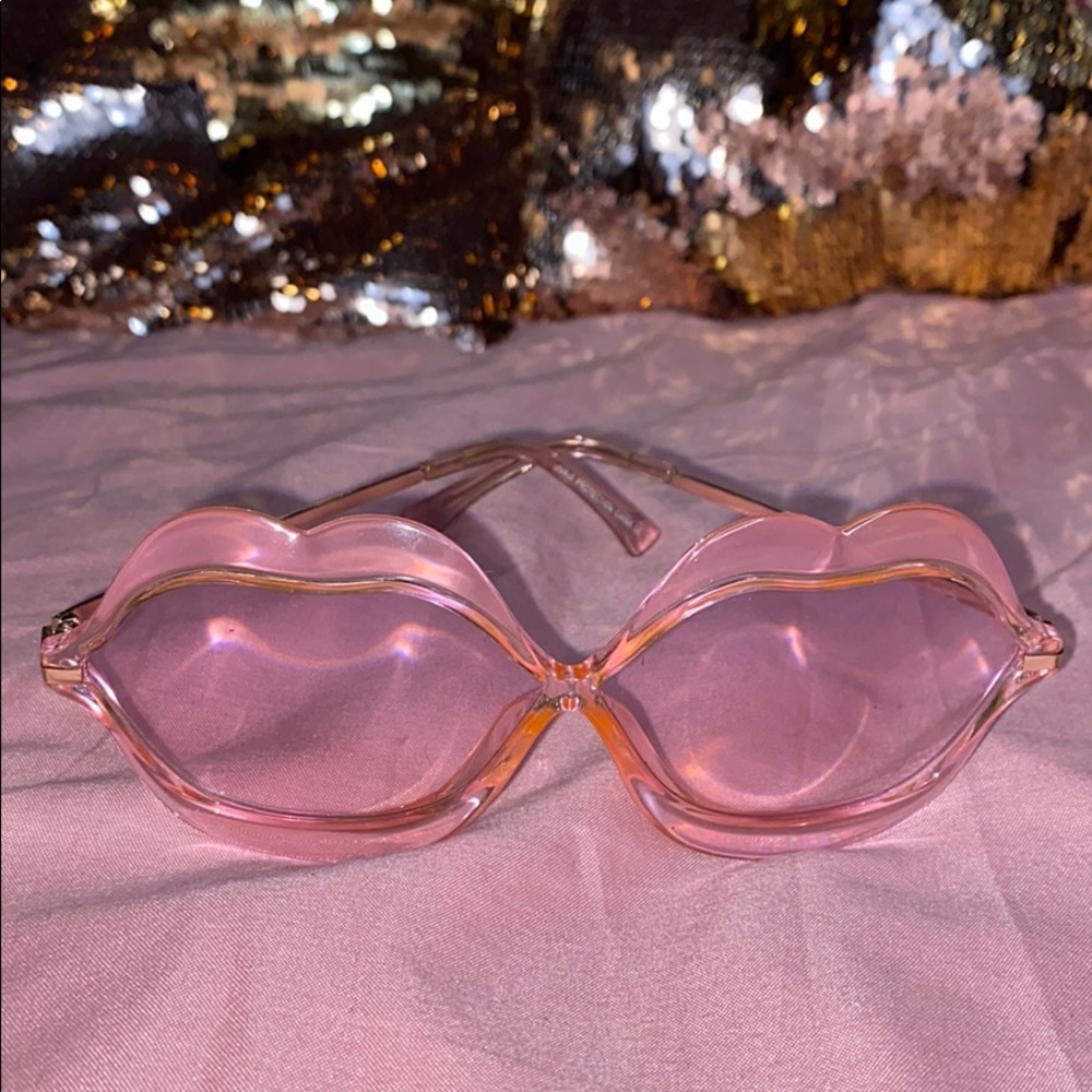 Pink Lips Sunglasses
